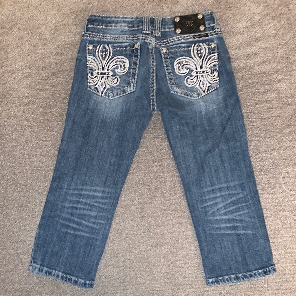 Miss Me Capri Jeans